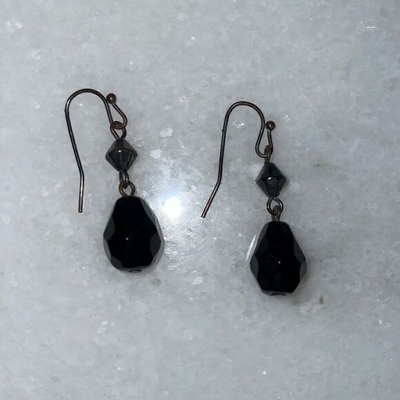 Tear drop earrings   - Picture 1 of 2
